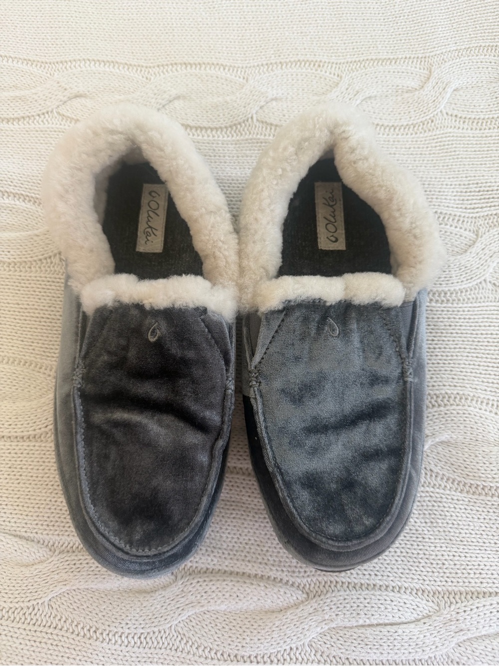 OluKai Women's Gray genuine sheepskin Plush-Lined Slip-On velvet Loafers
